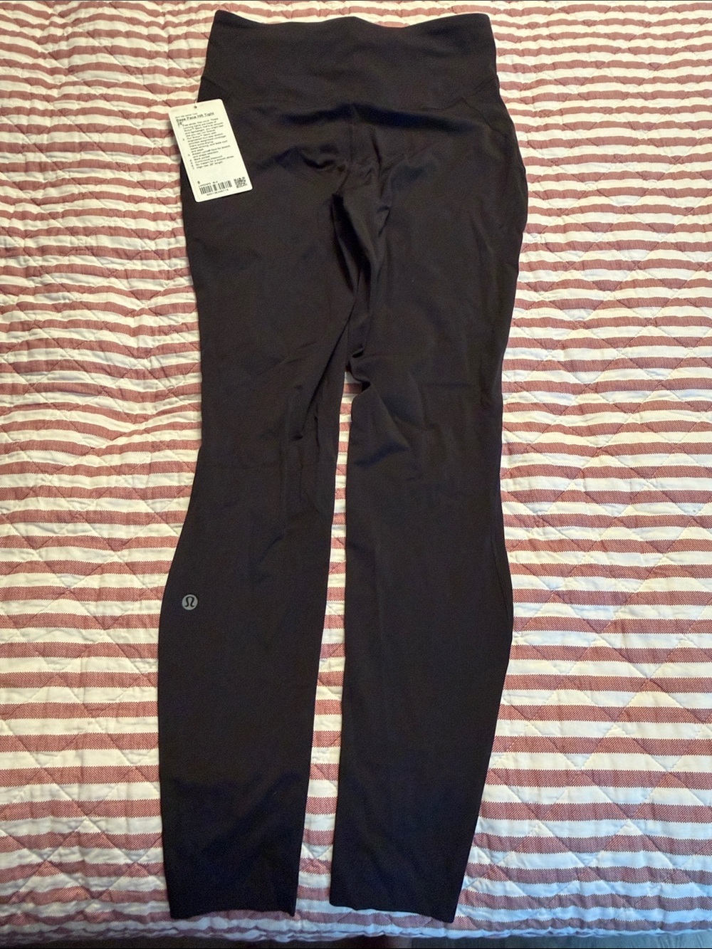 BNWT lululemon base pace HR tight- 28”